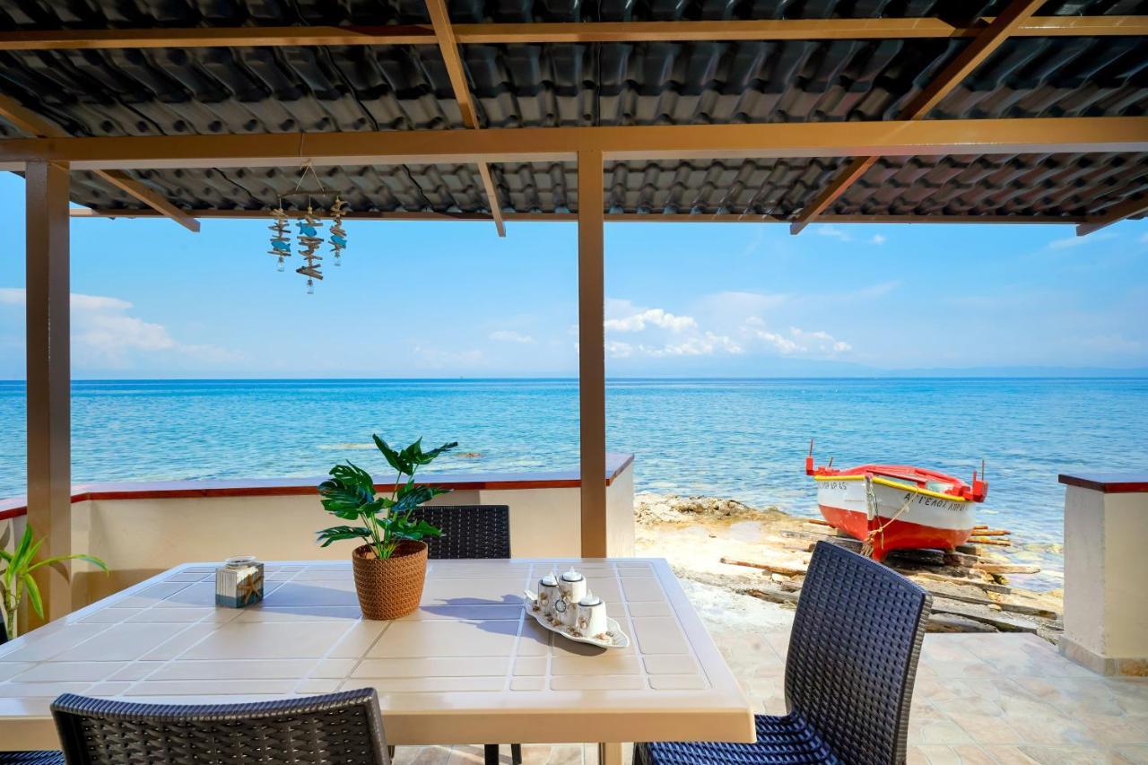 Villa To Kyma - Seafront House à Skála Kallirákhis Extérieur photo